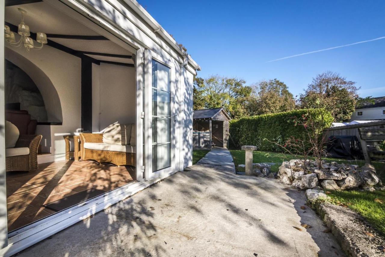 Barn Conversion - Hot Tub - Penally - Tenby المظهر الخارجي الصورة