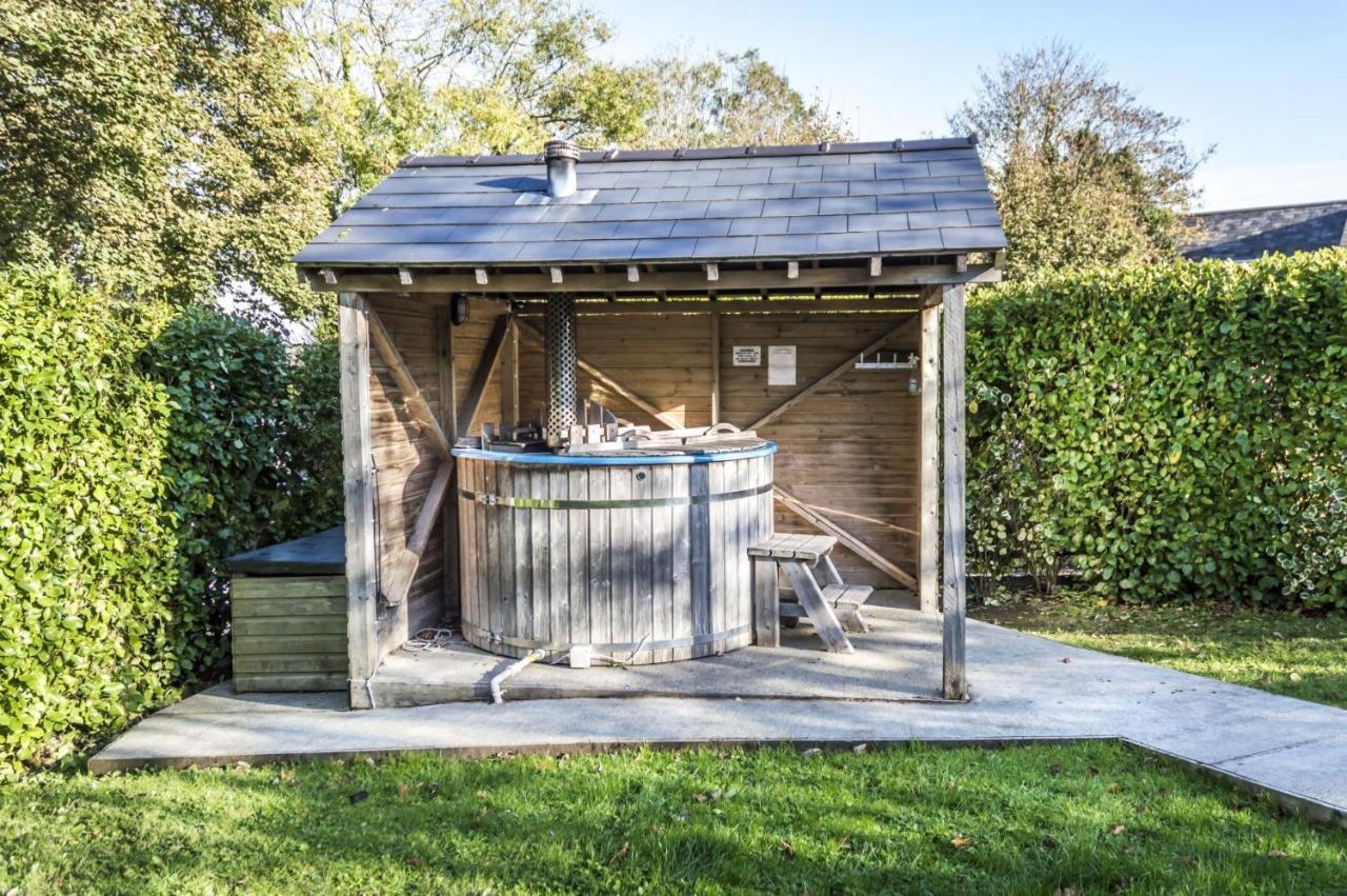 Barn Conversion - Hot Tub - Penally - Tenby المظهر الخارجي الصورة