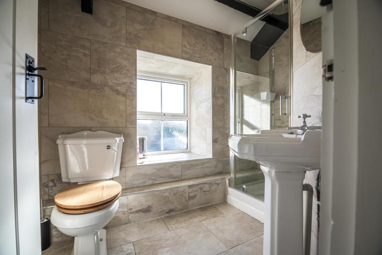 Barn Conversion - Hot Tub - Penally - Tenby المظهر الخارجي الصورة