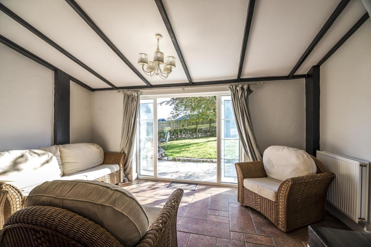 Barn Conversion - Hot Tub - Penally - Tenby المظهر الخارجي الصورة