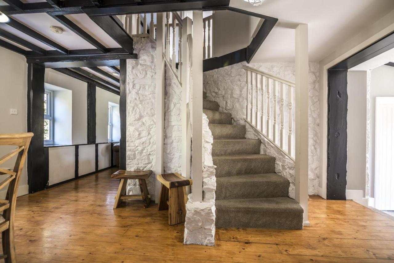Barn Conversion - Hot Tub - Penally - Tenby المظهر الخارجي الصورة